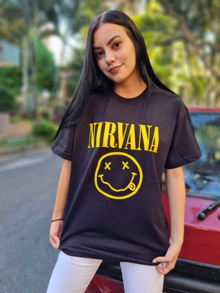 CAMISETA NIRVANA LOGO UNISEX COMIC CITY
