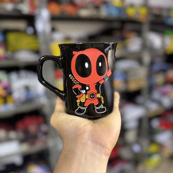 MUG TALLADO DEADPOOL CARICATURA