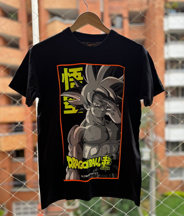 CAMISETA GOKU ULTRAI (UNISEX)