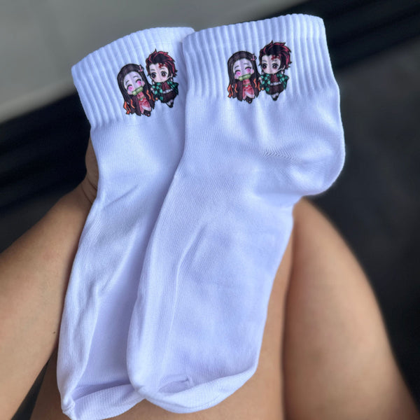 MEDIAS NEZUKO Y TANJIRO