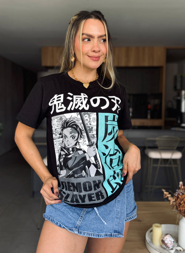 Camiseta Tanjiro letras (unisex)