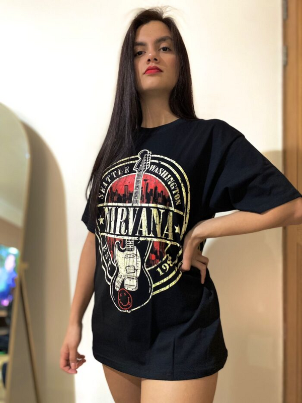Camiseta Nirvana 1988 (Unisex)