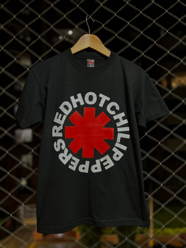 CAMISETA RED HOT CHILI PEPPERS (UNISEX)