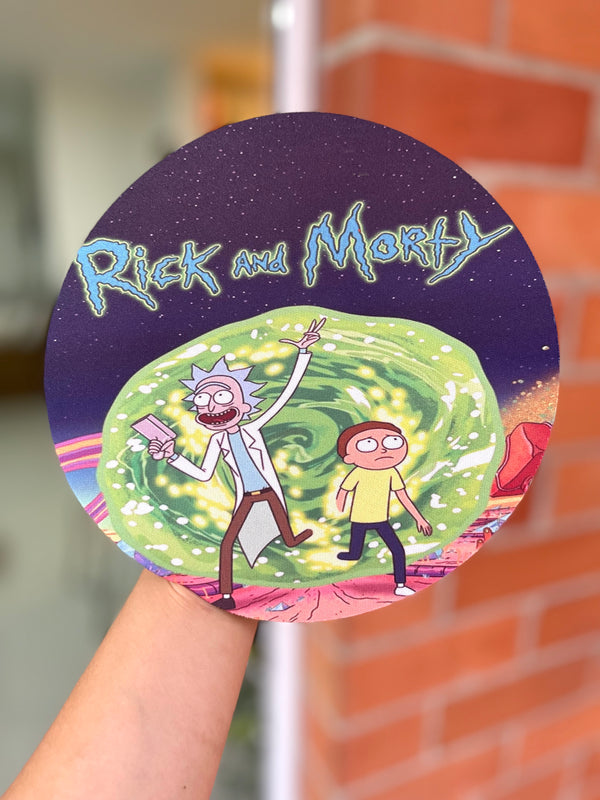 PAD MOUSE RICK AND MORTY