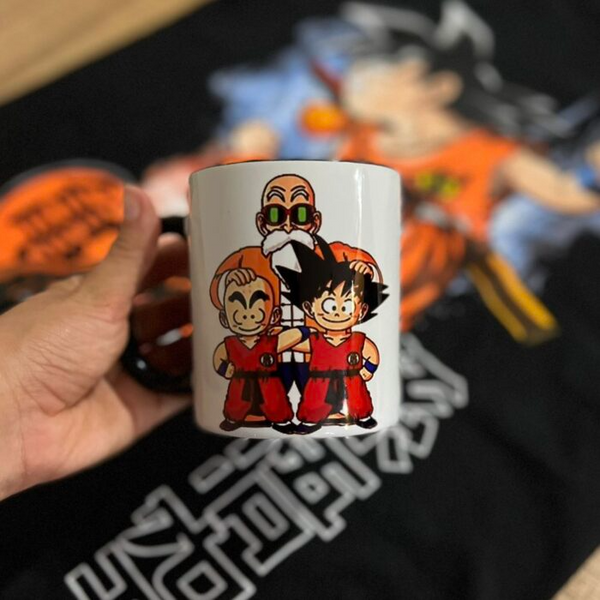 MUG GOKU KRILLIN Y ROSHI