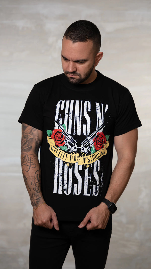 CAMISETA GUNS LETRAS